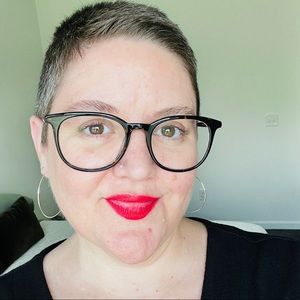 Meet your Posher, Minda